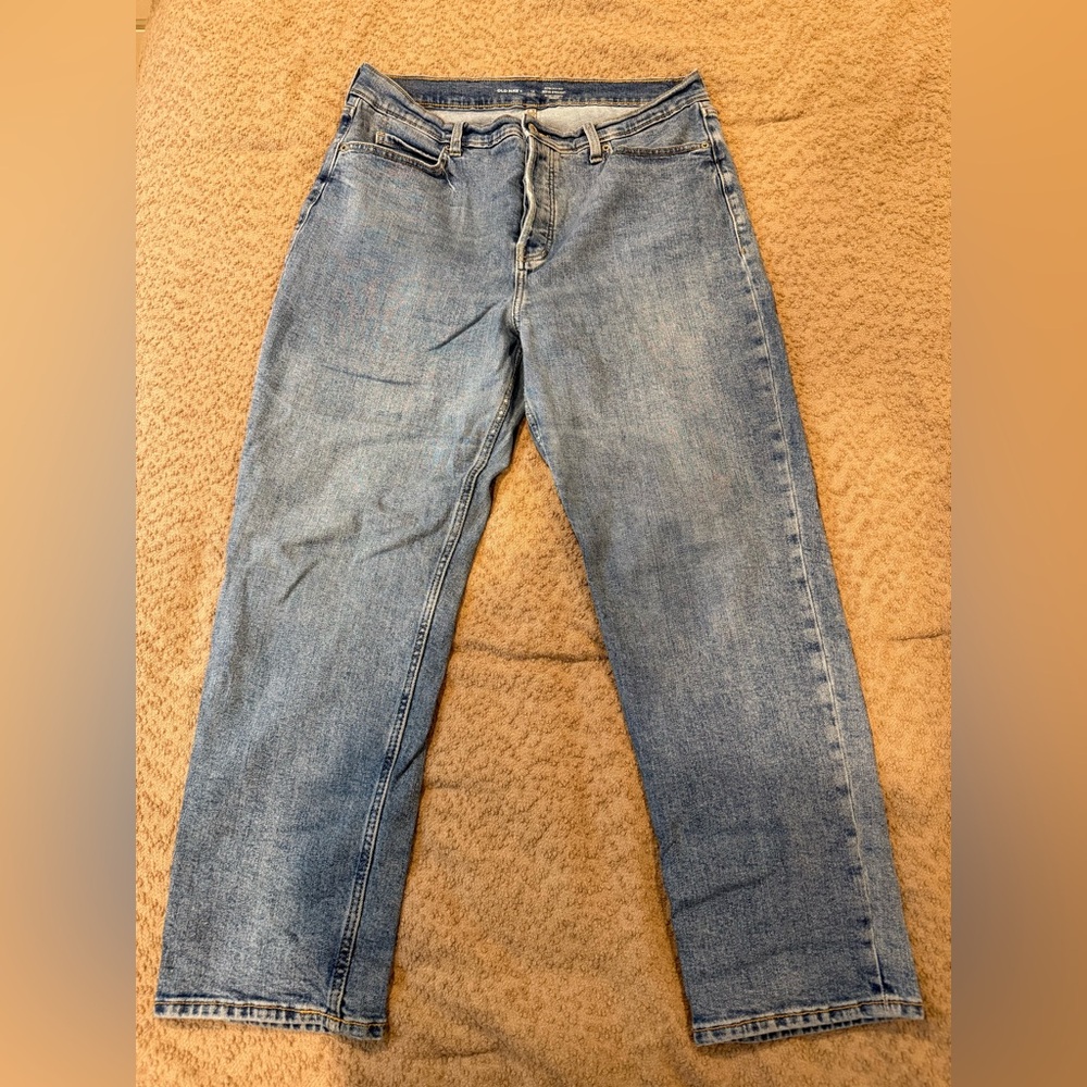 Old Navy Women's Straight Blue Jeans